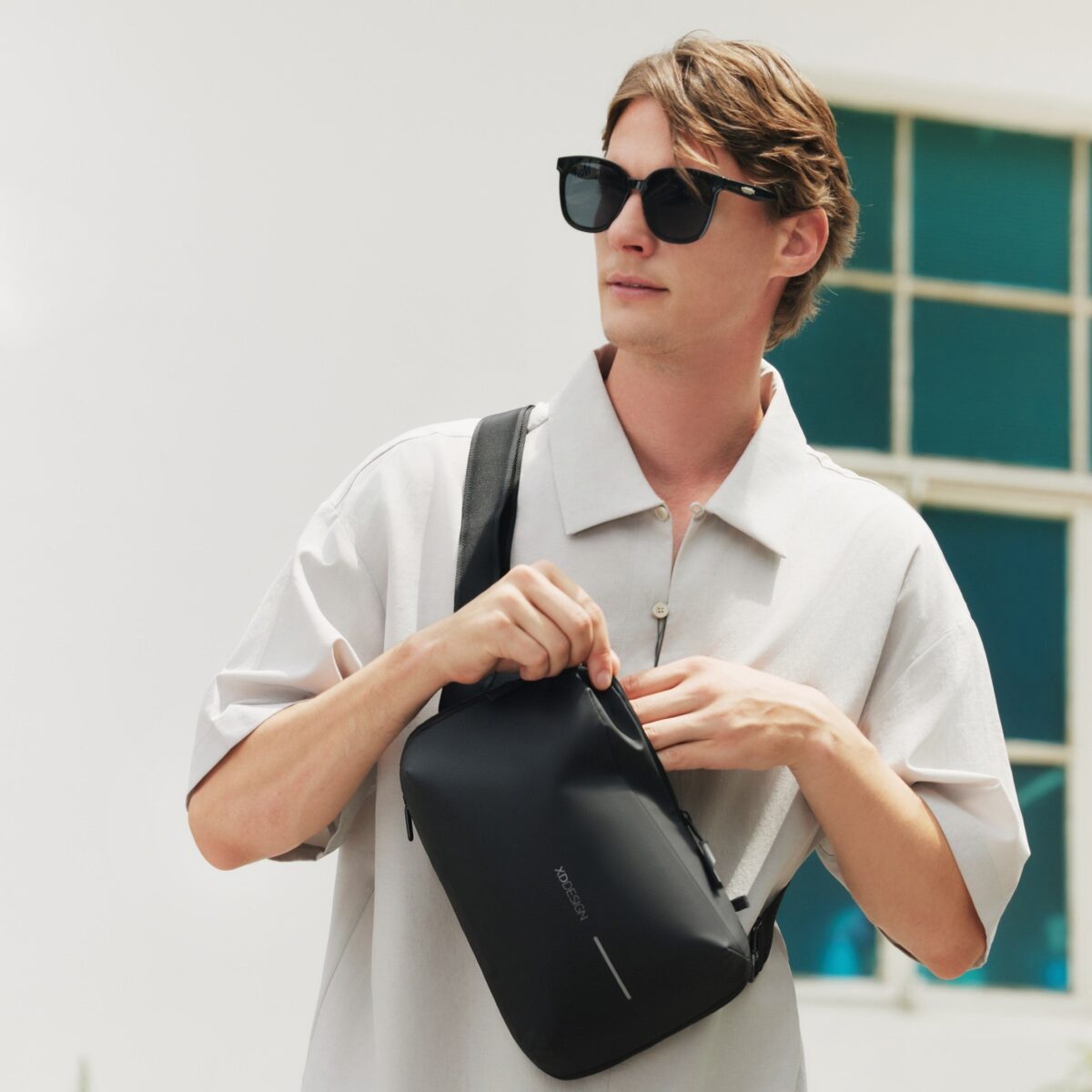 Urban Water Resistant Expandable Sling - ташна за на рамо, black - Image 5