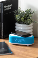 Alarm Clock Vogue w. Phone Charge - часовник со полнач, Blue - Image 4