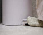 EasyStore 5L Bathroom Bin - корпа за отпадоци, Gloss White - Image 5