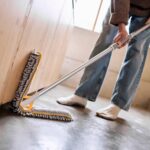 CleanTech™ Adjustable Floor Duster - четка за прашина за под